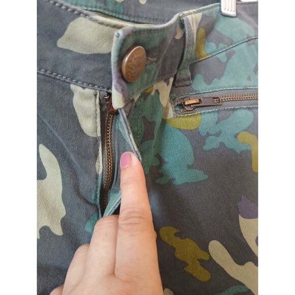 Cabi Womens Jeans Clover Camo Skinny Denim Green Mid Rise Ankle Zipper Size 6 - Picture 7 of 16